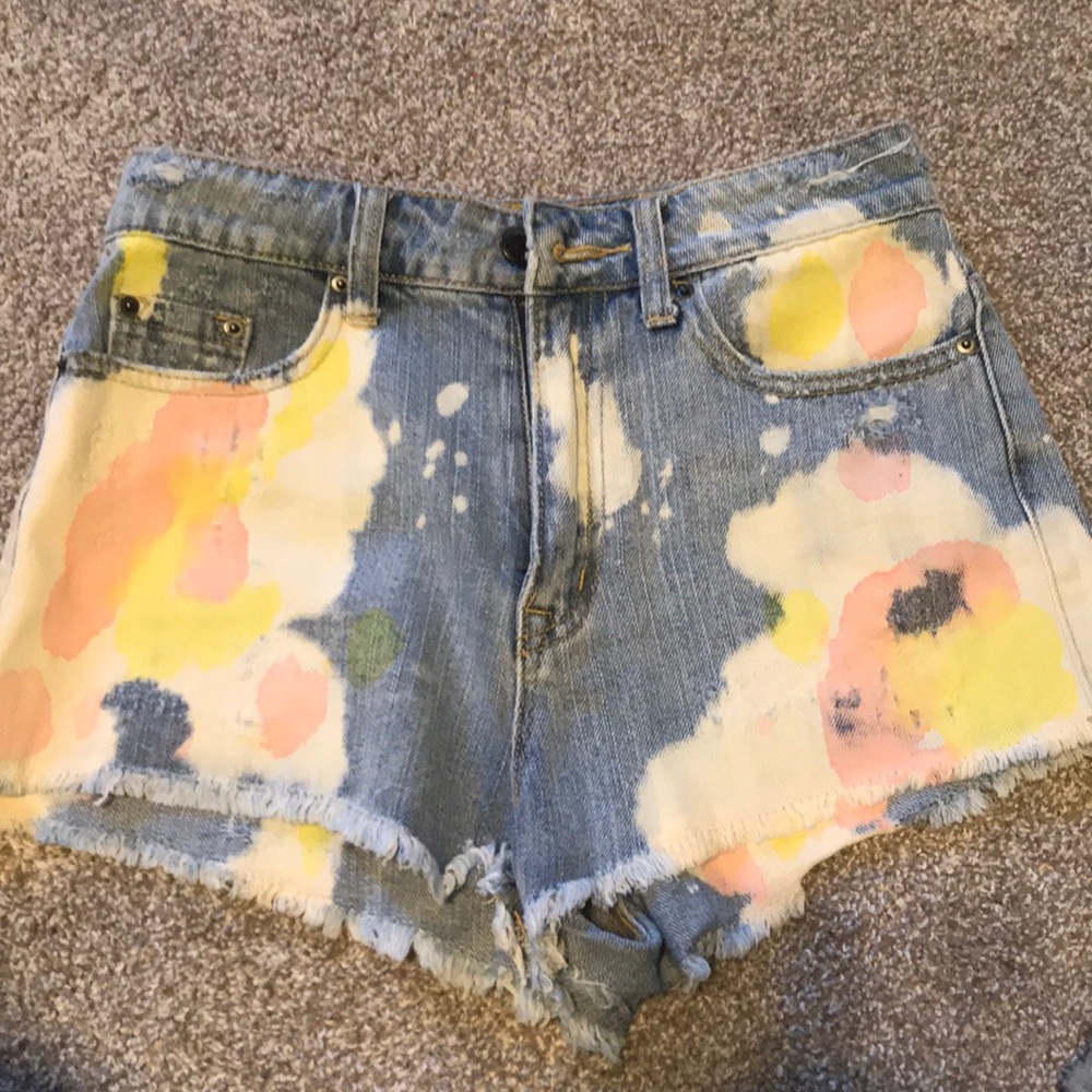 High rise cheeky shorts